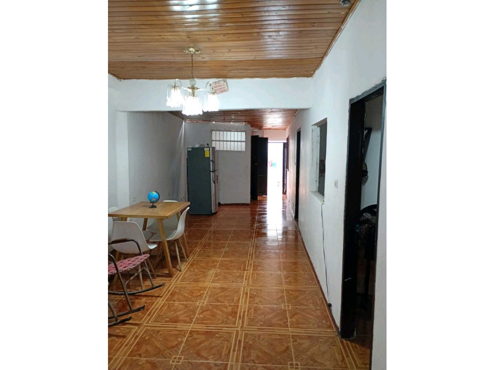 CASA EN VENTA EN EL BARRIO GRANADA EN MONTERIA