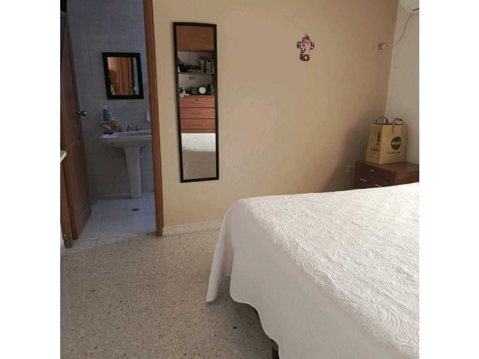 CASA ESQUINERA EN VENTA EN EL BARRIO LA CASTELLANA EN MONTERIA — foto 4