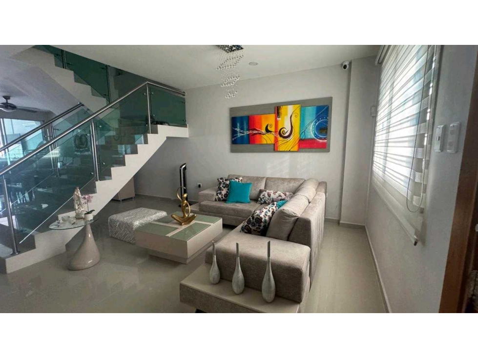 Casa en venta en el barrio la castellana sector vallejuelos — foto 2
