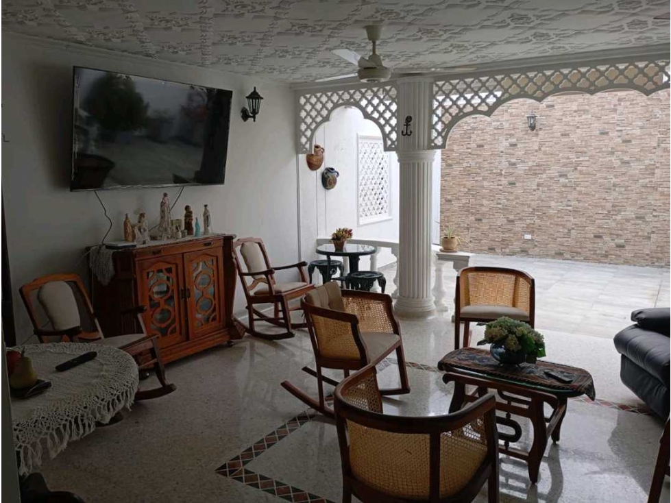 CASA EN VENTA EN EL BARRIO LA CASTELLANA EN MONTERIA