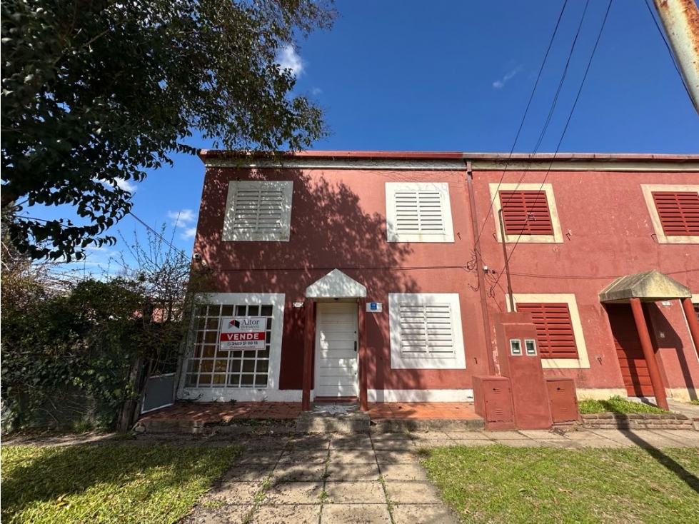 Casa en venta en el barrio Siderca Rojo