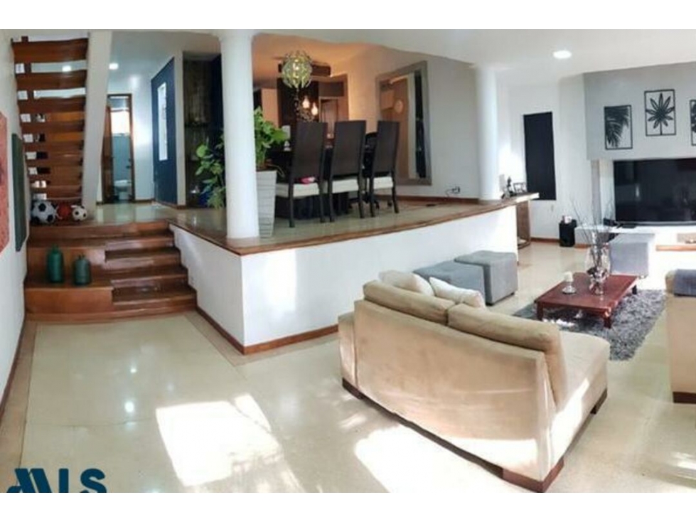 Casa en venta en El Campestre, Medellín