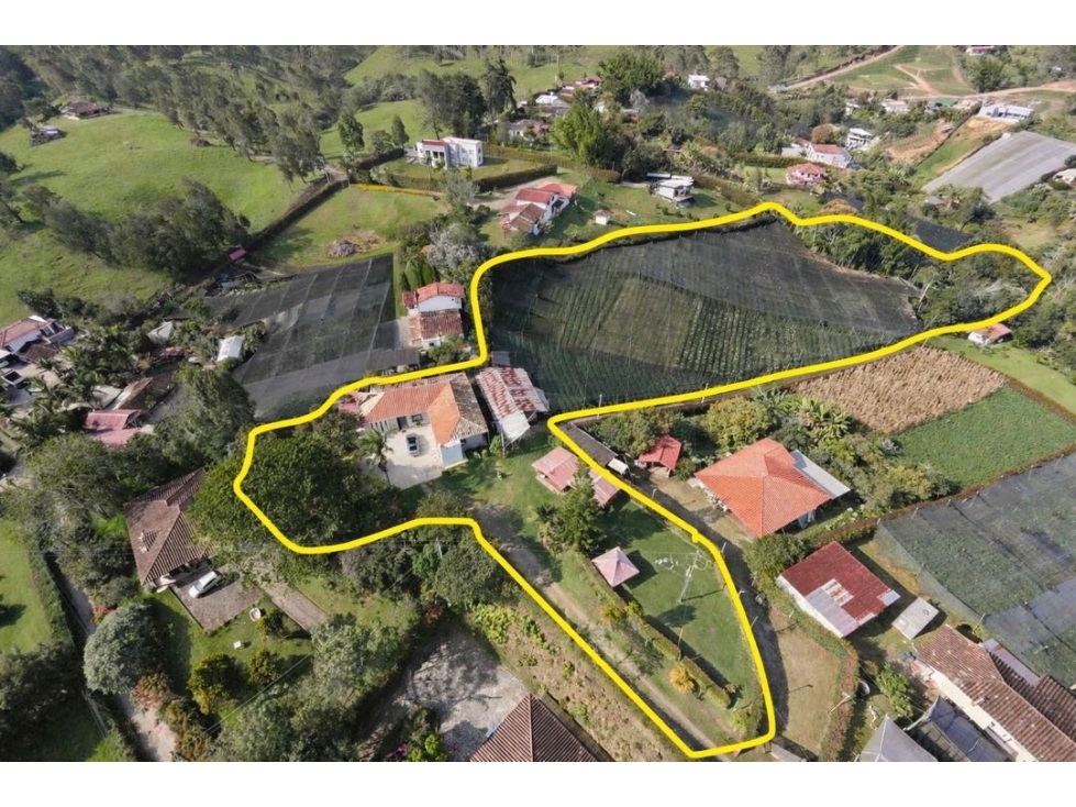 CASA EN VENTA EN EL CARMEN DE VIBORAL/ EL CANADA — foto 2