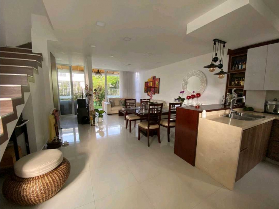 VENTA CASA EN EL CASTILLO SUR DE CALI