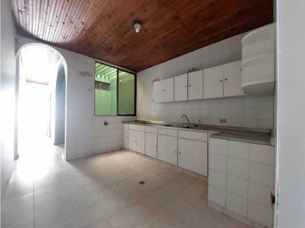 CASA EN VENTA EN EL CENTRO DE MONTERIA