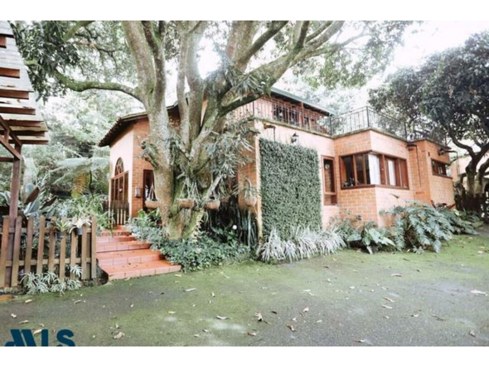 Casa en venta en El Esmeraldal, Envigado