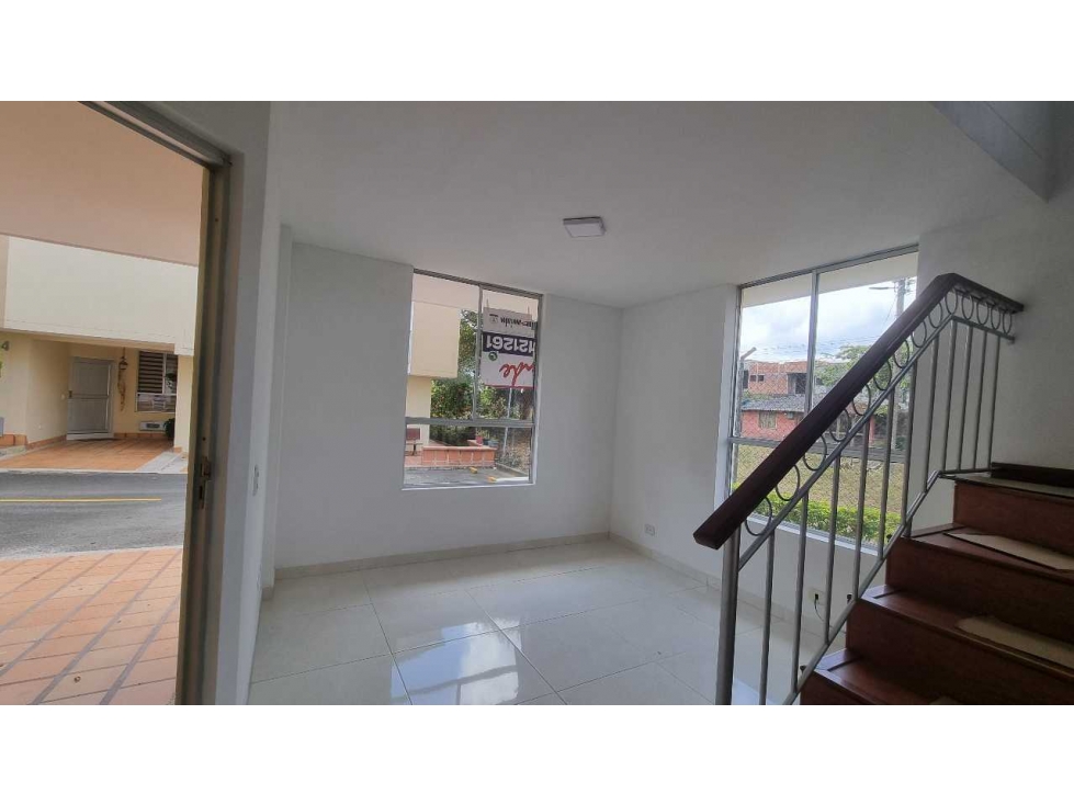 CASA EN VENTA EN EL NORTE DE ARMENIA | 130 M²