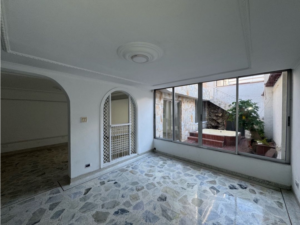CASA EN VENTA EN EL NORTE DE CALI (JP) — foto 5