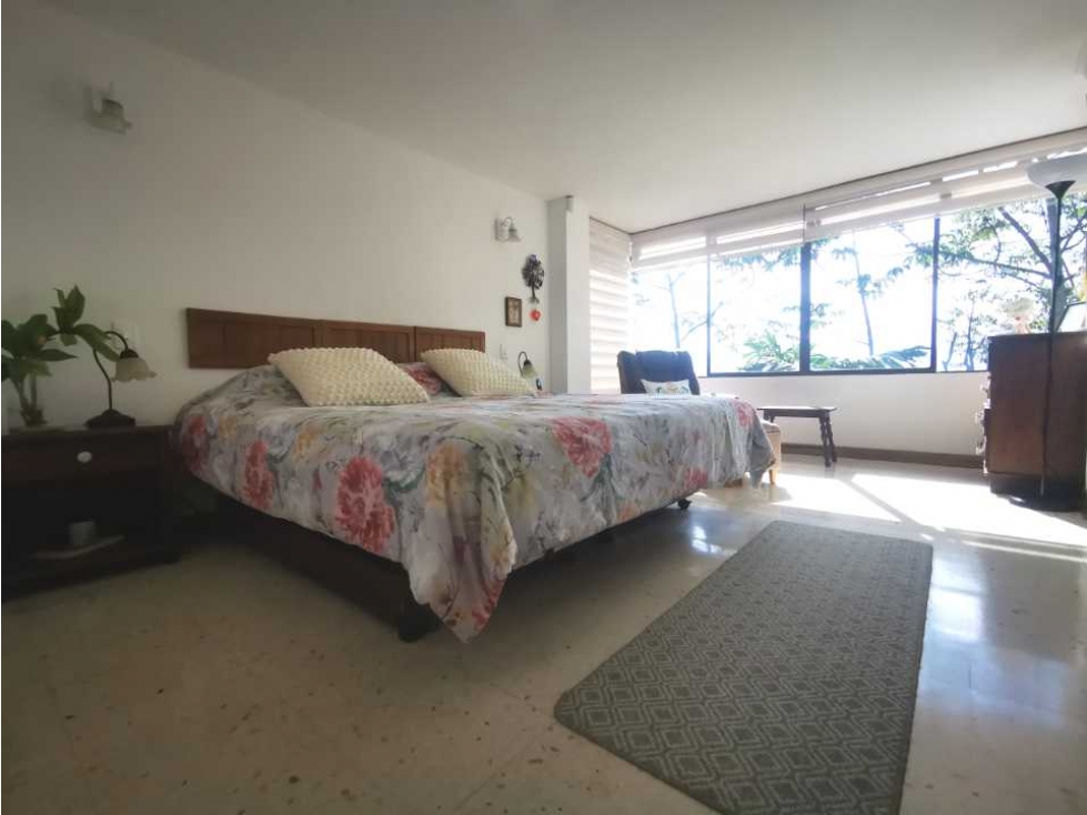 Casa en venta en el Poblado Av Las Palmas, urbanización cerrada! — foto 5