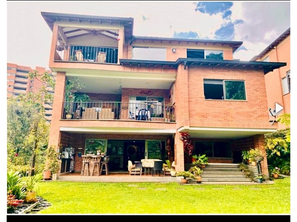 Casa en Venta en Medellín El Poblado, La Calera