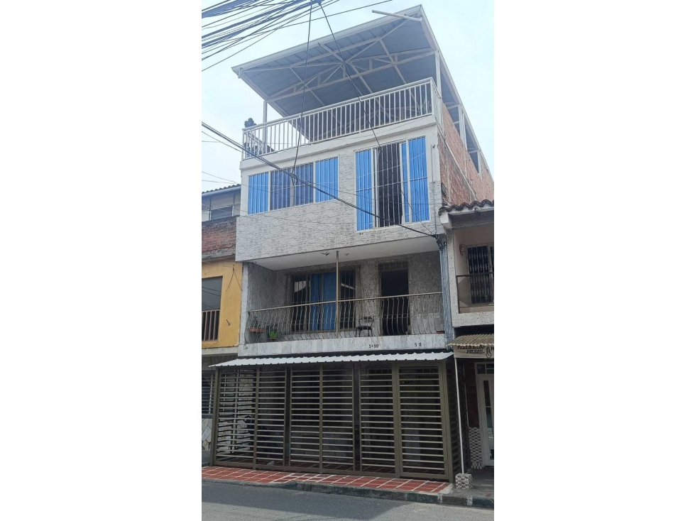 CASA EN VENTA EN EL POPULAR NORTE DE CALI