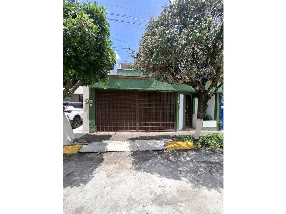 CASA EN VENTA EN EL RIVIERA SALIDA PATZCUARO