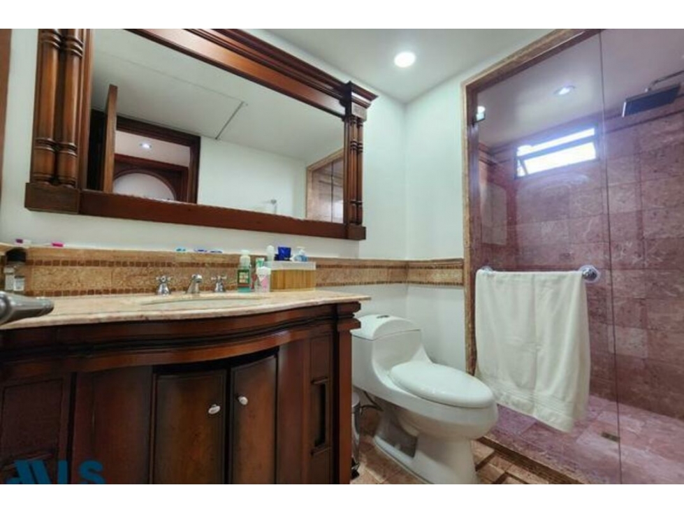 Casa en venta en El Tesoro, Medellín — foto 6