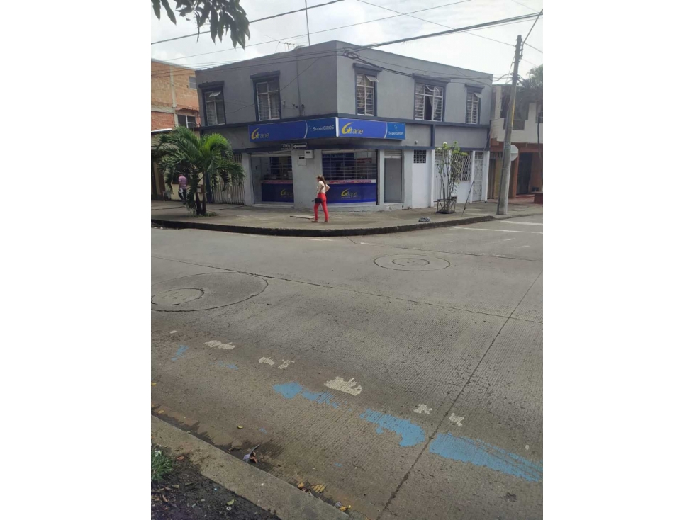 CASA EN VENTA EN EL TRONCAL CALI