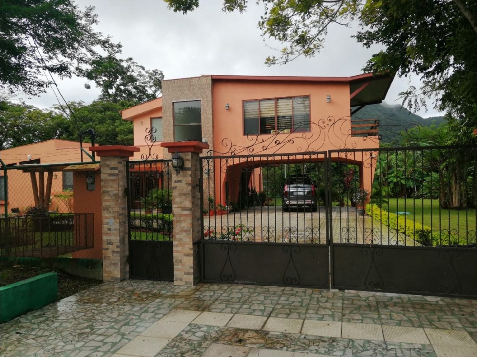 Casa en venta en El Valle de Antón - 1