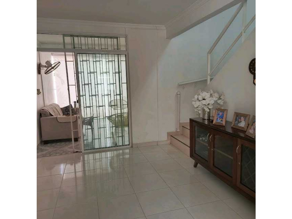 CASA EN VENTA EN EL.BARRIO LA CASTELLANA MONTERÍA — foto 3