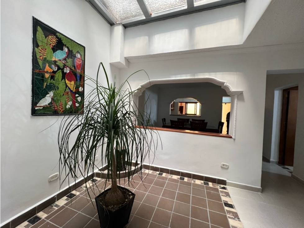 CASA EN VENTA EN ENVIGADO BARRIO MESA PRIMER PISO CON PATIO