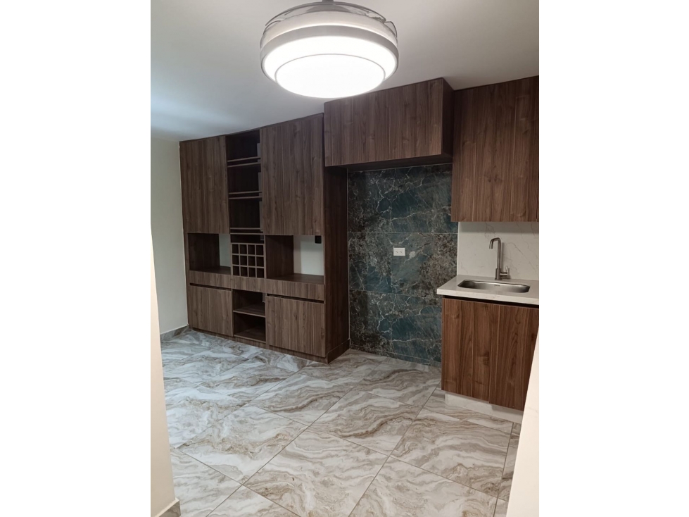 Casa en venta en Envigado barrio Uribe Angel — foto 3
