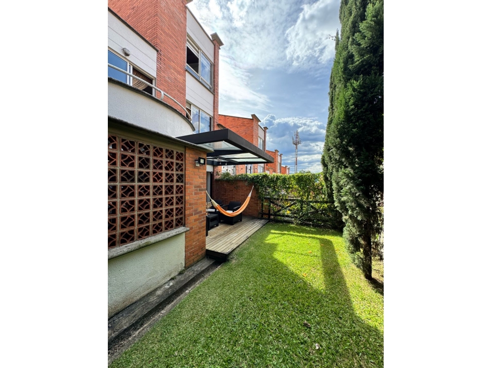 Casa en venta en Envigado cerca de cumbres — foto 6