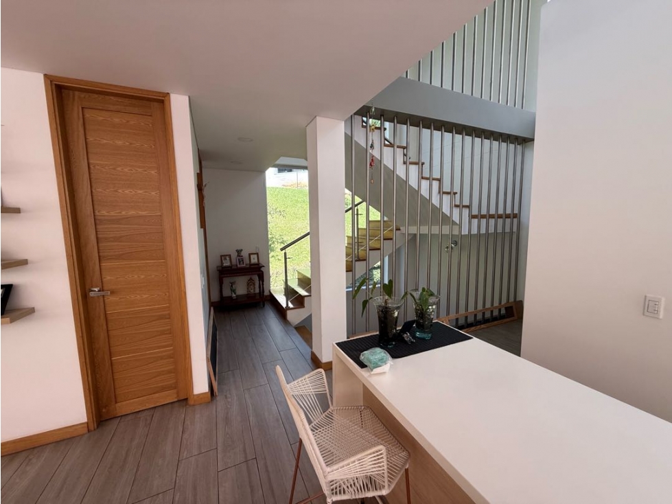 Casa en venta en Envigado - El Esmeraldal — foto 3