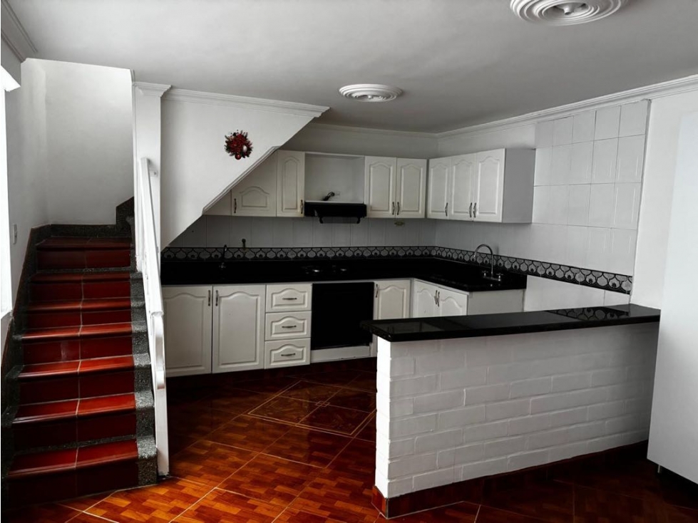 Casa en venta en Envigado Sector Las Flores