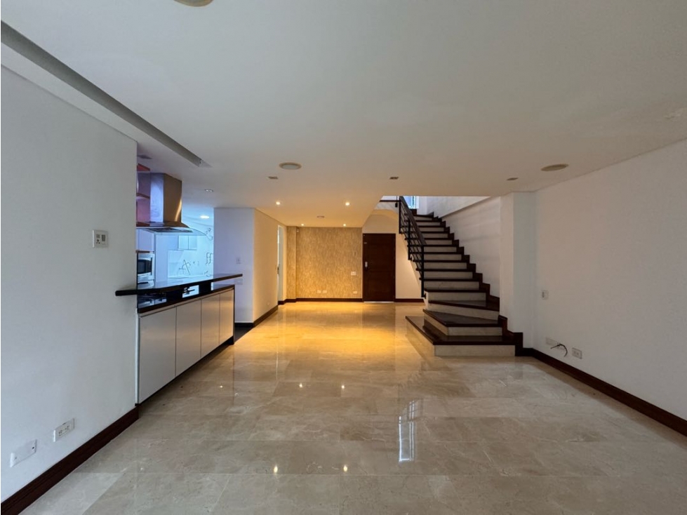 CASA EN VENTA EN ENVIGADO SECTOR LA INTERMEDIA