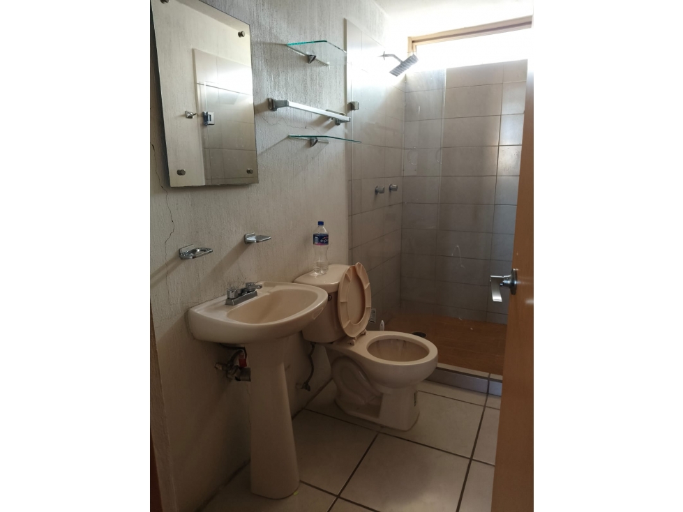 Casa en Venta en Fracc. Las Terrazas, Tlaquepaque - Entrega Inmediata - 4