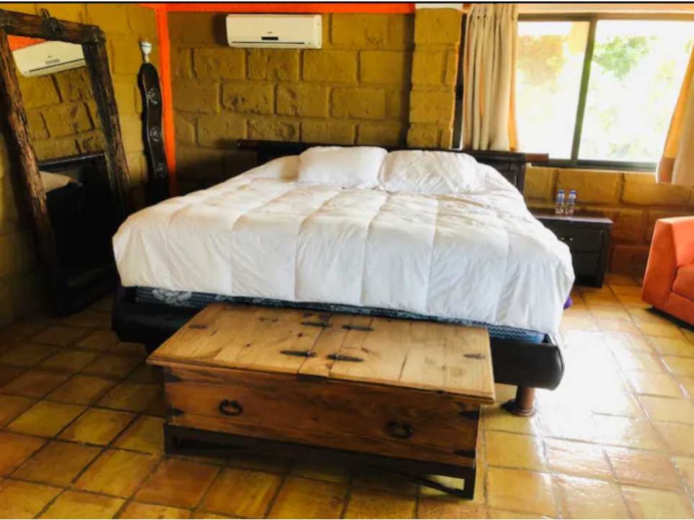 CASA EN VENTA EN FRACCIONAMIENTO BURGOS ACCESO CONTROLADO - 4
