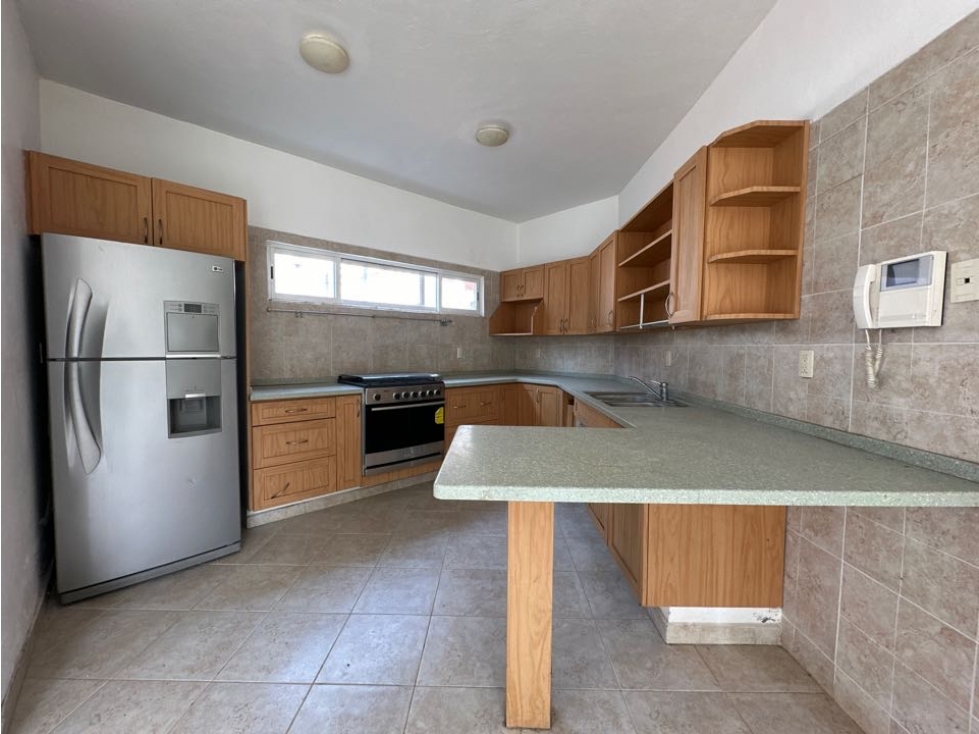 Casa en venta en Fraccionamiento exclusivo Real Tétela Cuernavaca — foto 2