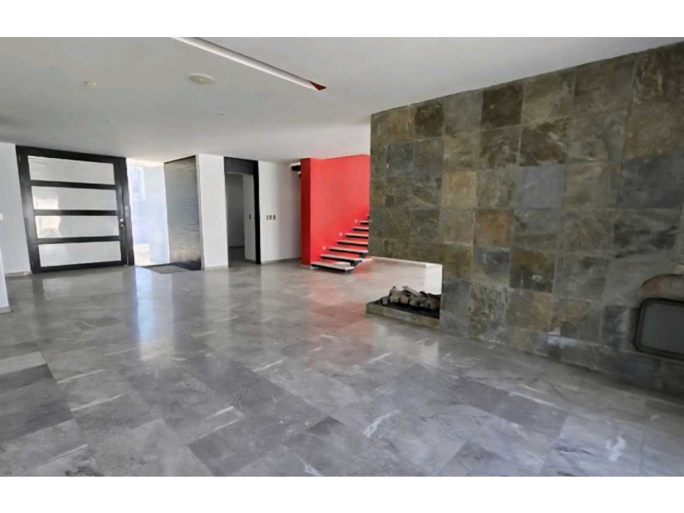 Casa en Venta en Fraccionamiento El Campanario - 5