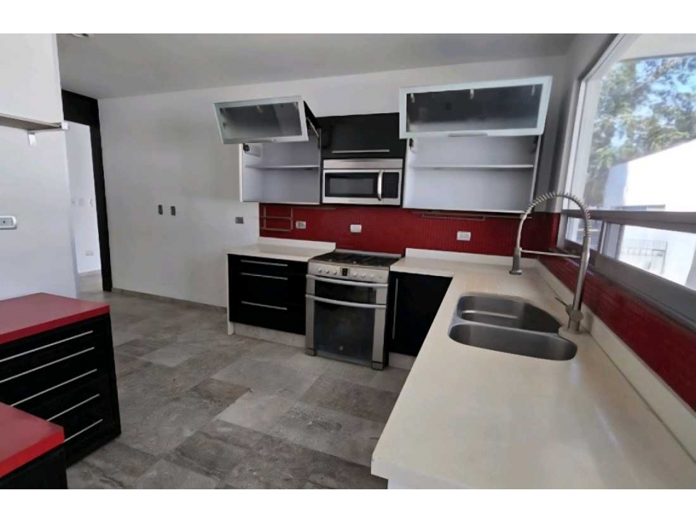 Casa en Venta en Fraccionamiento El Campanario - 6