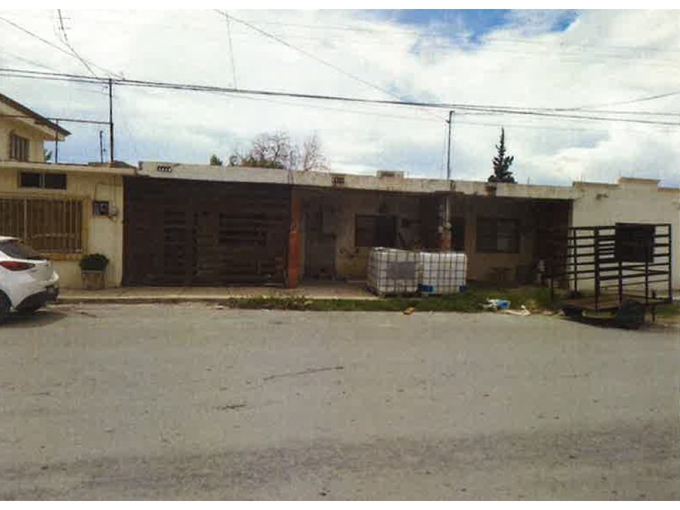 Casa en Venta en Frontera, Coahuila - Amplio Terreno 287m²