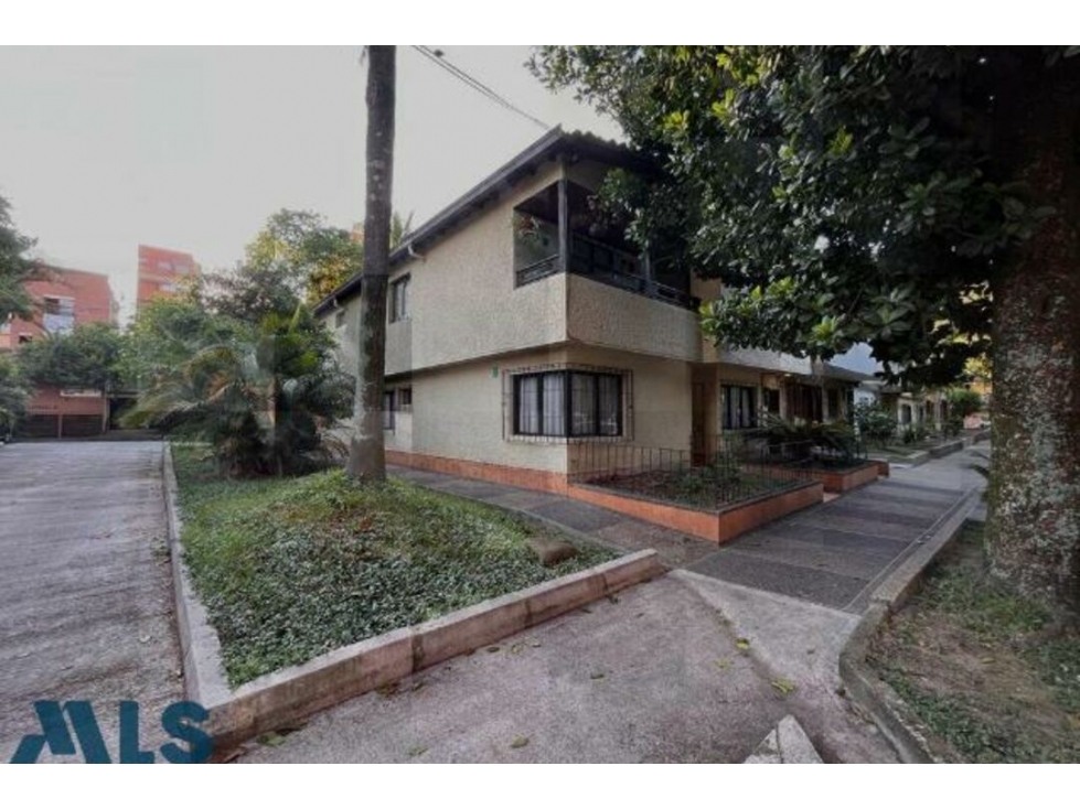 Casa en venta en Fátima, Medellín — foto 2