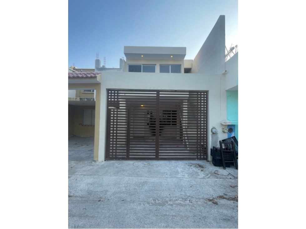 Casa en Venta en Galaxia del Carmen II, Playa del Carmen - 1
