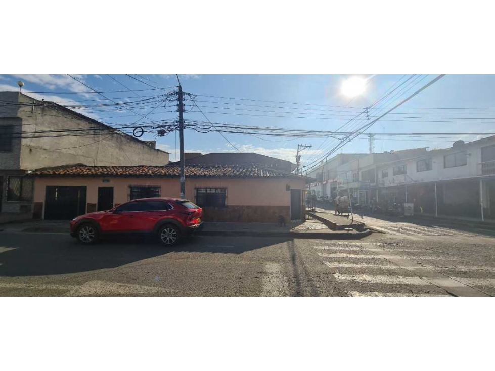 Casa en venta en Jamundi esquinera con proyección comercial en centro - 2