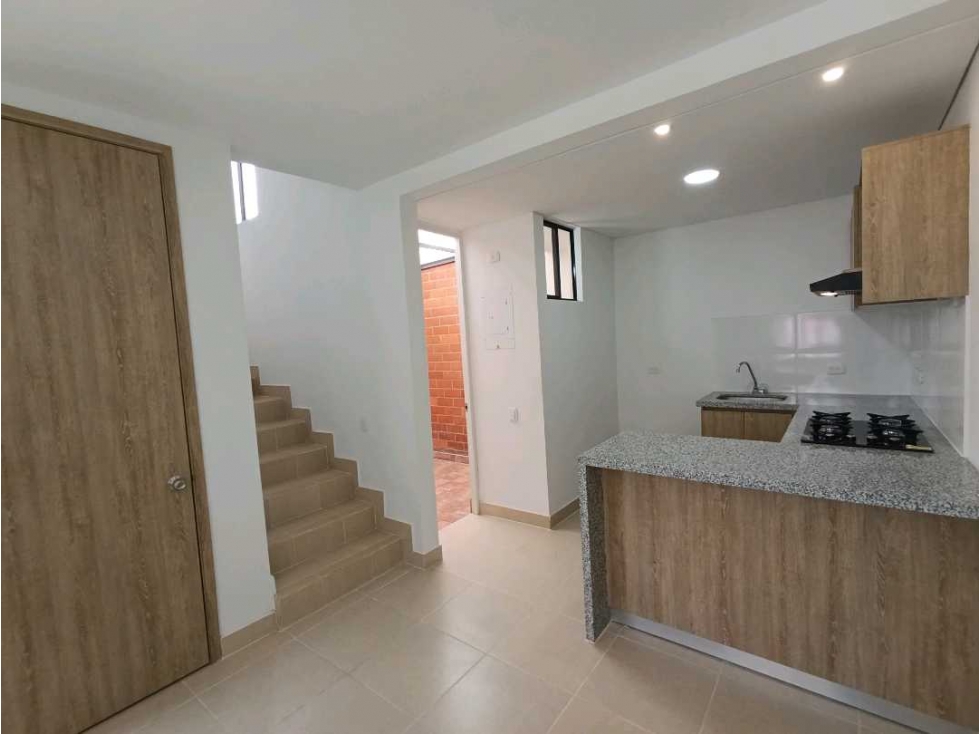 CASA EN VENTA EN JAMUNDI SECTOR ALFAGUARA CR VERONA — foto 4