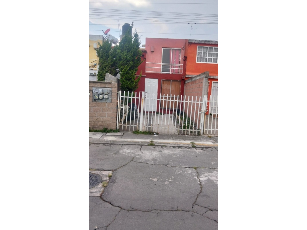 Casa en Venta en Jardines de Santa Teresa, Chapultepec - ¡Gran Oportun - 1
