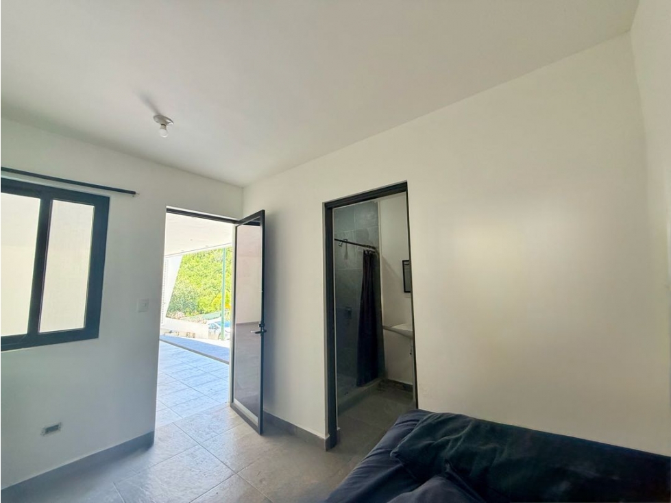 CASA EN VENTA EN JARDINES DE VALLE ALTO CARRETERA NACIONAL MONTERREY — foto 4