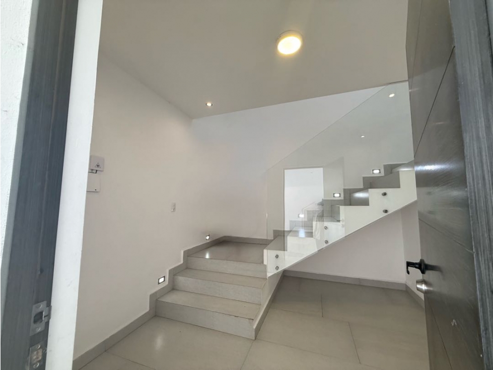 CASA EN VENTA EN JARDINES DE VALLE ALTO CARRETERA NACIONAL MONTERREY — foto 5