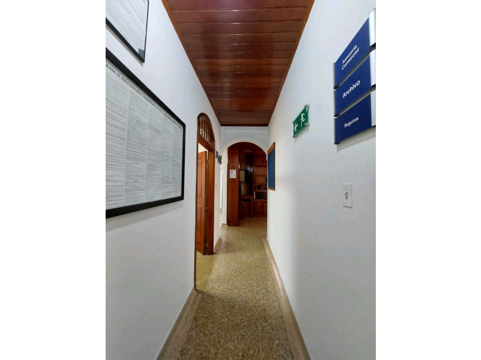 CASA DE UN PISO EN VENTA EN LA CASTELLANA