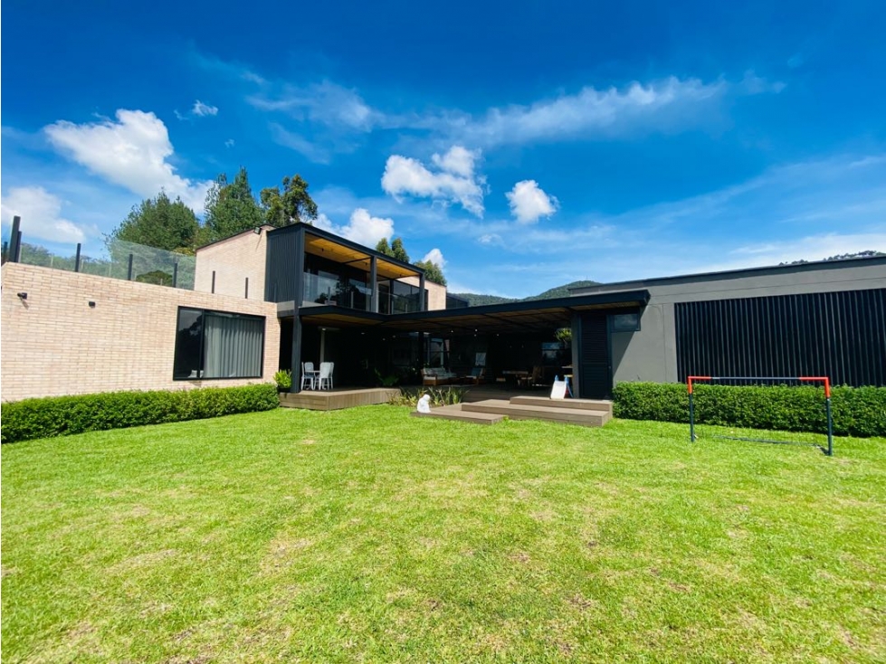 Casa en venta en la Ceja vereda el Yarumo