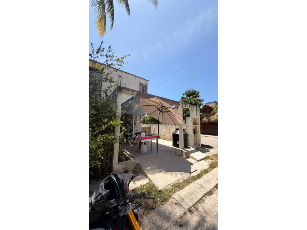 Casa en Venta en La Guadalupana IV, Playa del Carmen - ¡Gran Oportunid - 1
