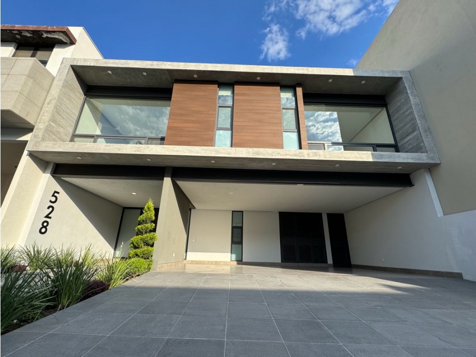Casa en Venta en la Joya Residencial con vistas al Lago Monterrey — foto 2
