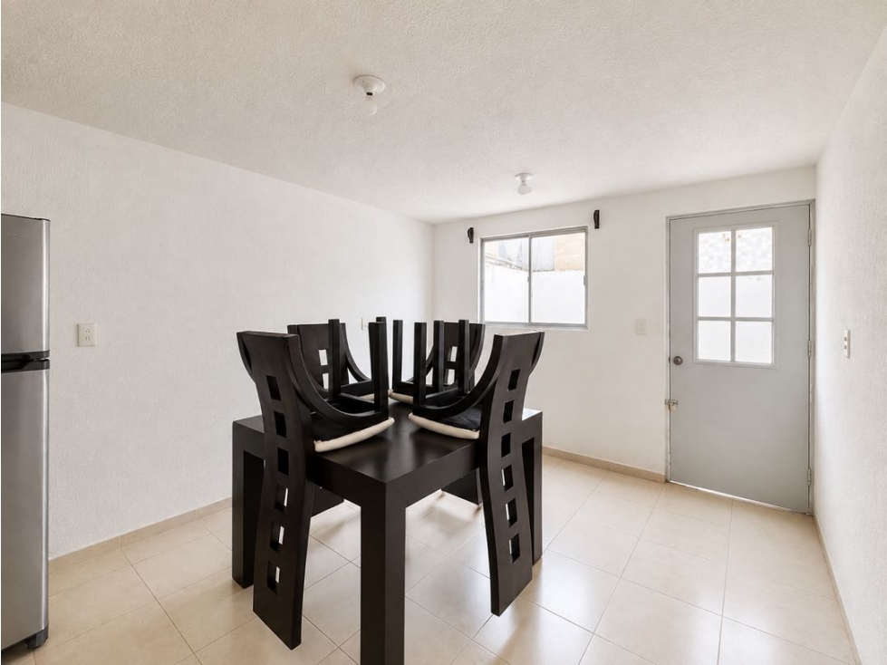 Casa en Venta en La Loma 1, Zinacantepec | 2 Recámaras - 5