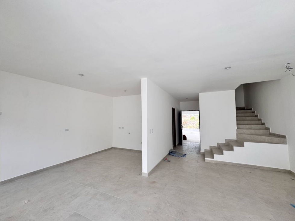 Casa en venta en La Montaña Residencial en Cumbres Garcia - 2
