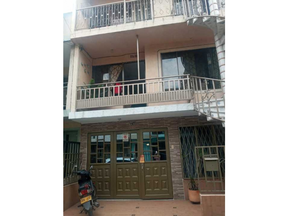 Casa en venta en la nueva base de 3 pisos — foto 2