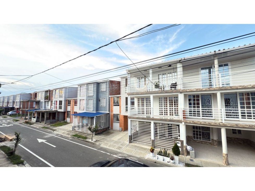 Casa en Venta en la Urbanizacion Eden del Parque en Jamundi
