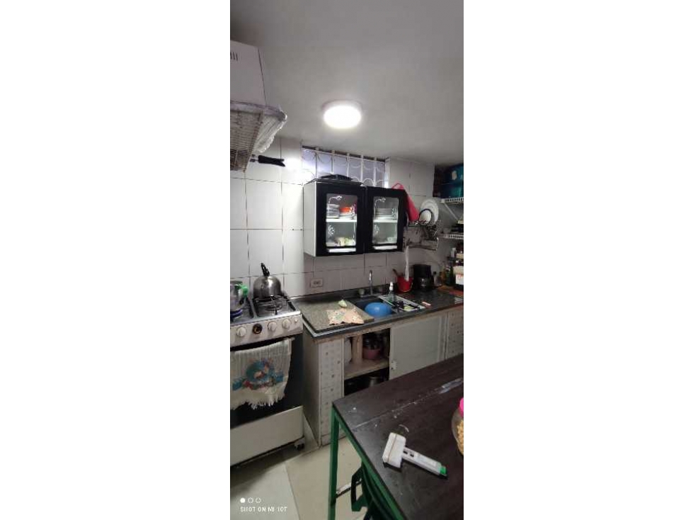 Casa en venta en álamos Cali de 2 pisos con 4 aparta estudios — foto 5