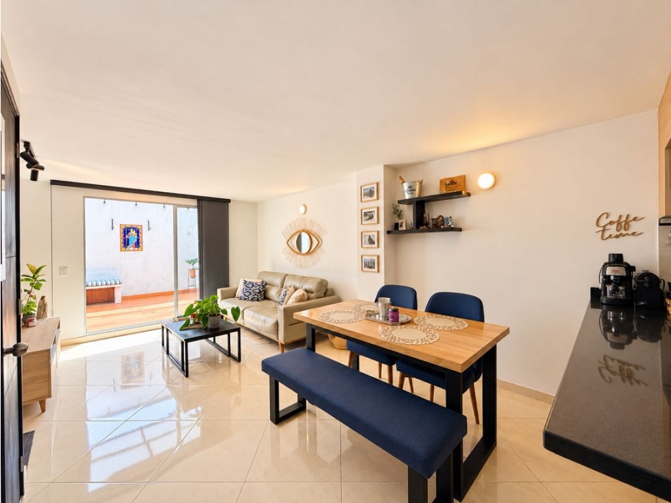 Casa en venta en Las Antillas, Envigado | Terraza y 2 garajes — foto 5
