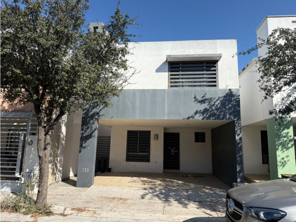 CASA EN VENTA EN LAS LOMAS SEC BOSQUES GARCÍA CERCA DE PASEO DE LEONES